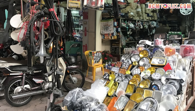 phụ tụng ô tô gần nhất